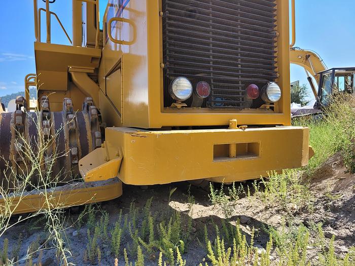 Used 1994 CAT  815B Compactor