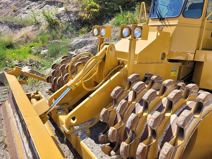 Used 1994 CAT  815B Compactor