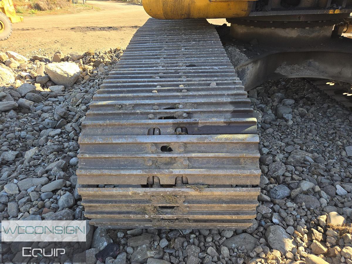 Used 2011 John Deere 225D LC