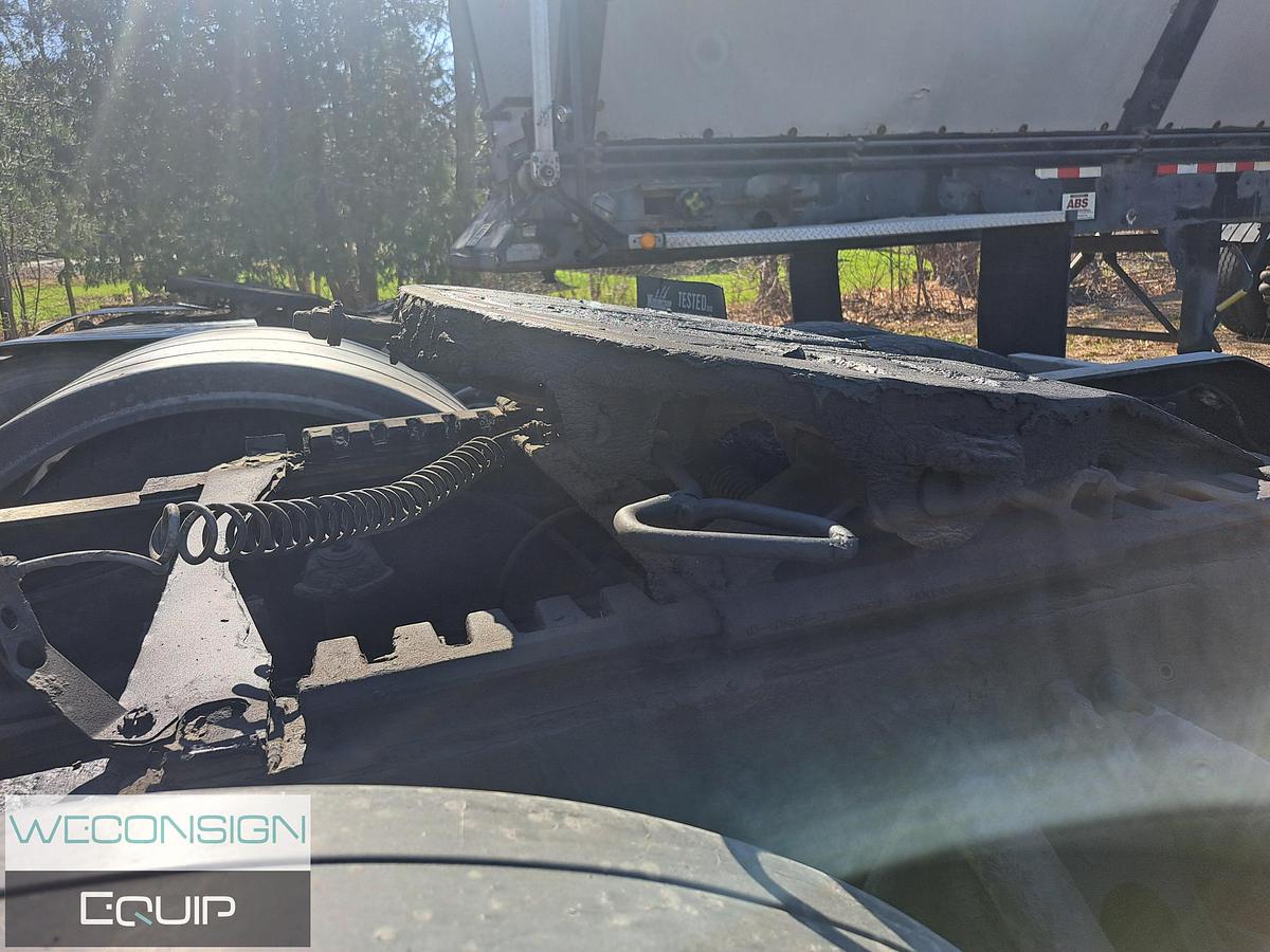 Used 2021 Peterbilt 389