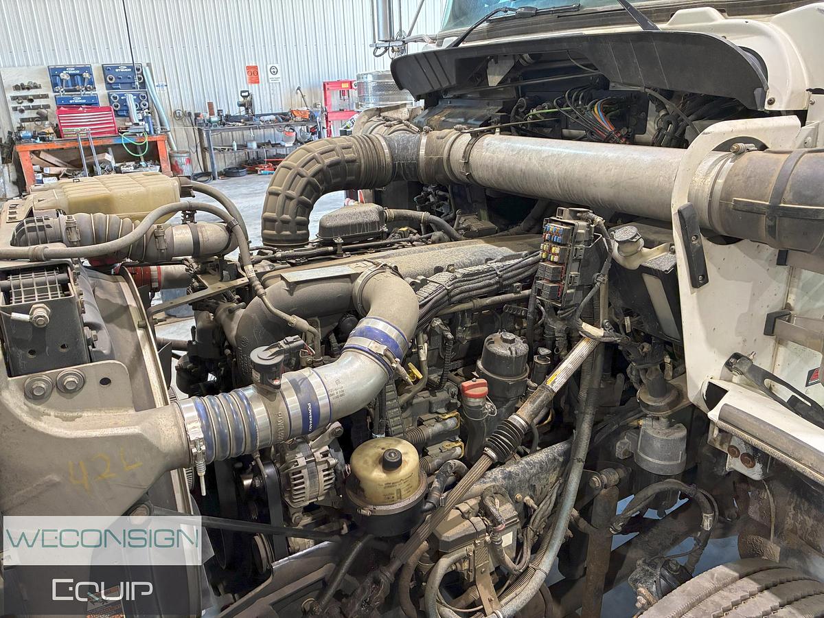 Used 2018 Kenworth T800