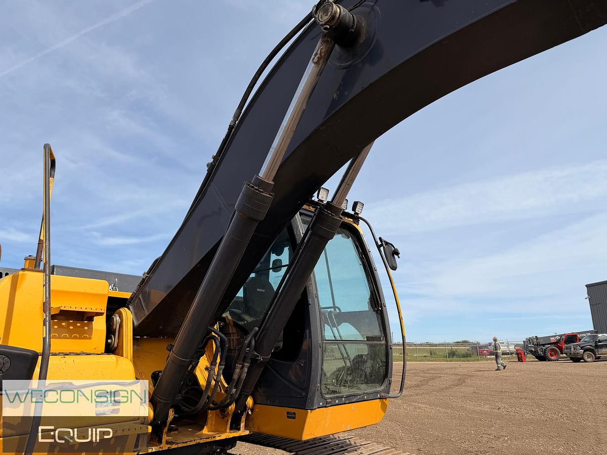Used 2012 John Deere 210G LC Excavator