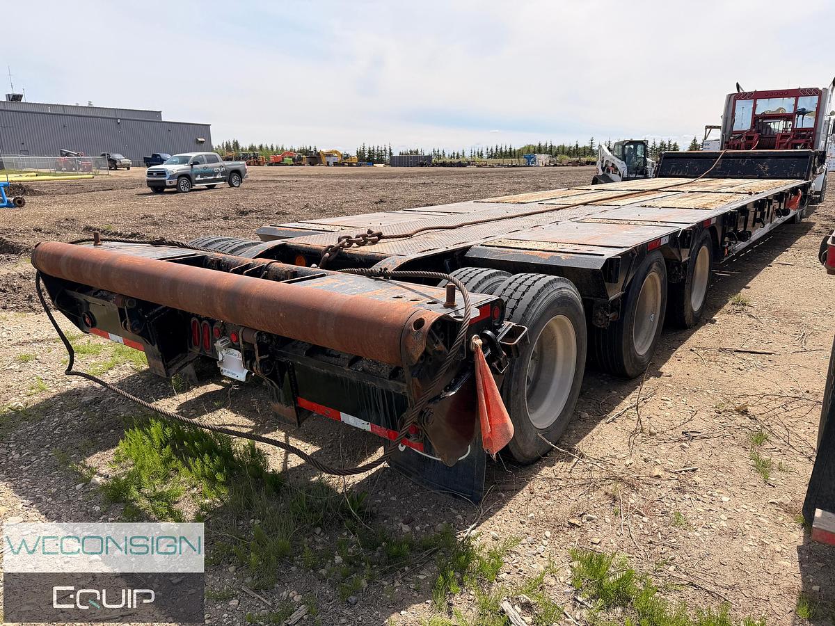 Used 2011 Gerry's 40 Ton Tri Axle Scissorneck