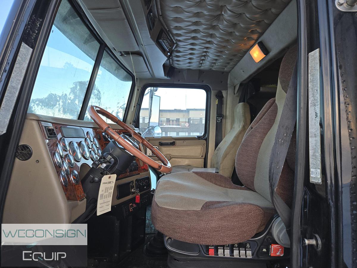 Used 2006 Western Star 4900SA Winch Truck