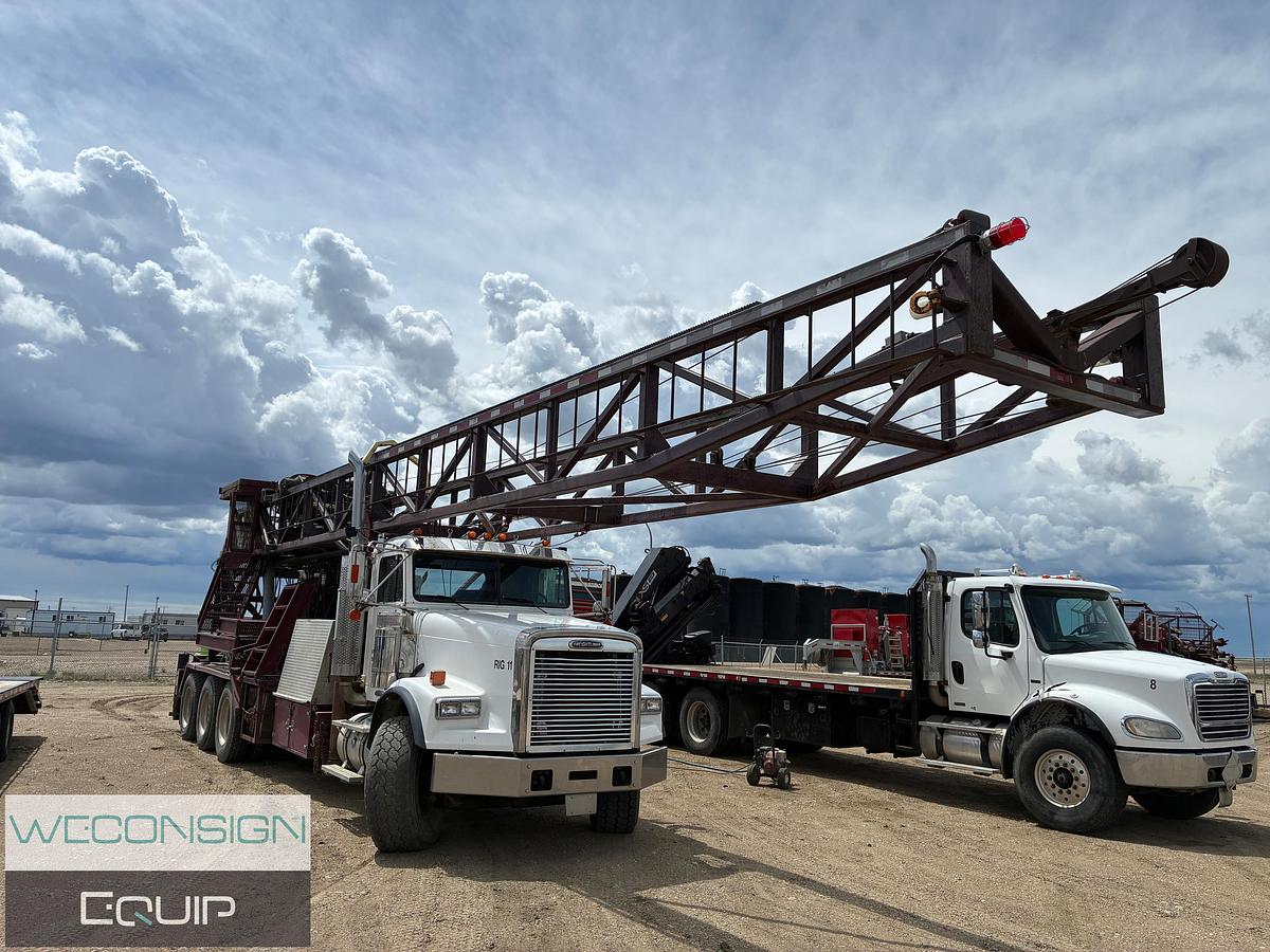 Used 2004 Freightliner FLD120 Snubbing Rig Truck