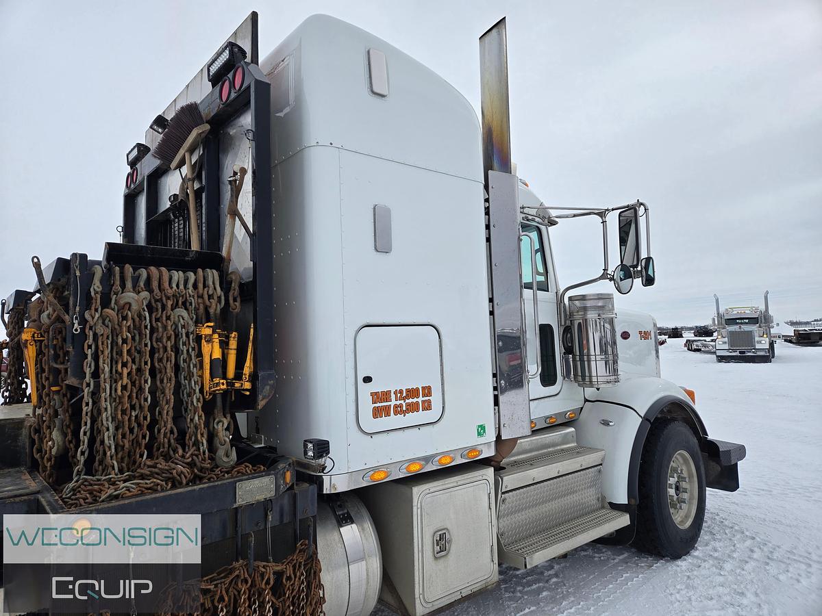 Used 2018 Peterbilt 367 Winch Truck