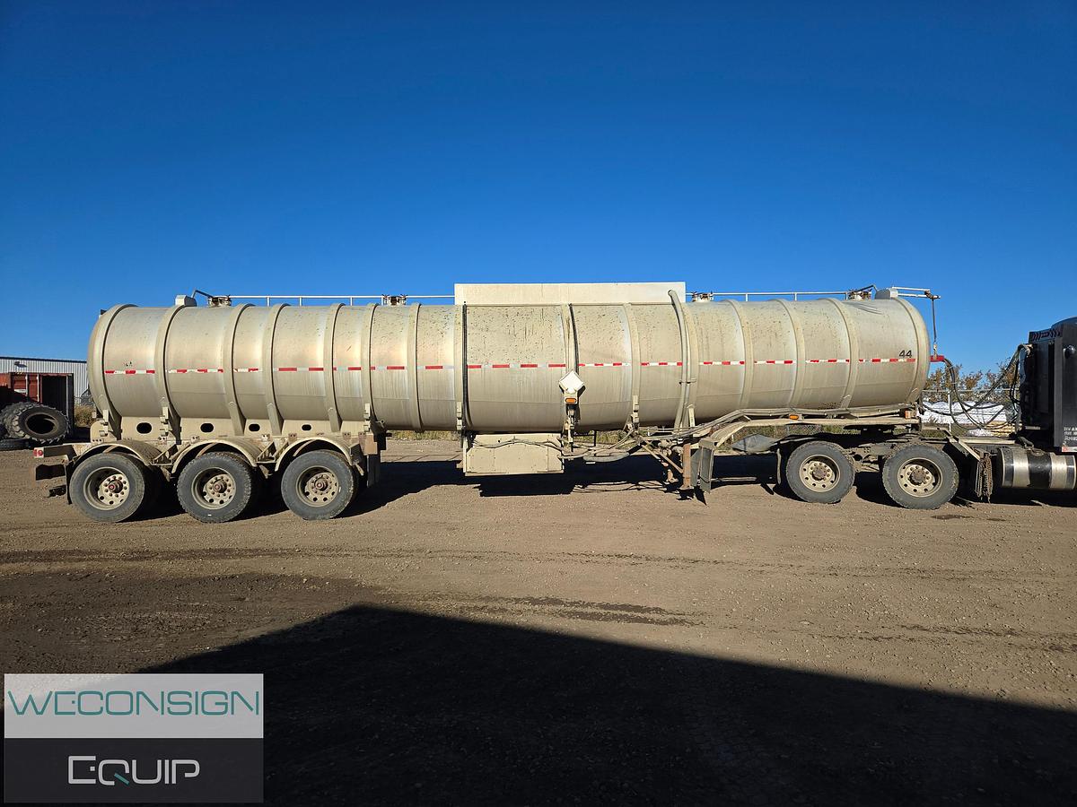 Used 2008 Heil Heated Fluid Belly Pumper