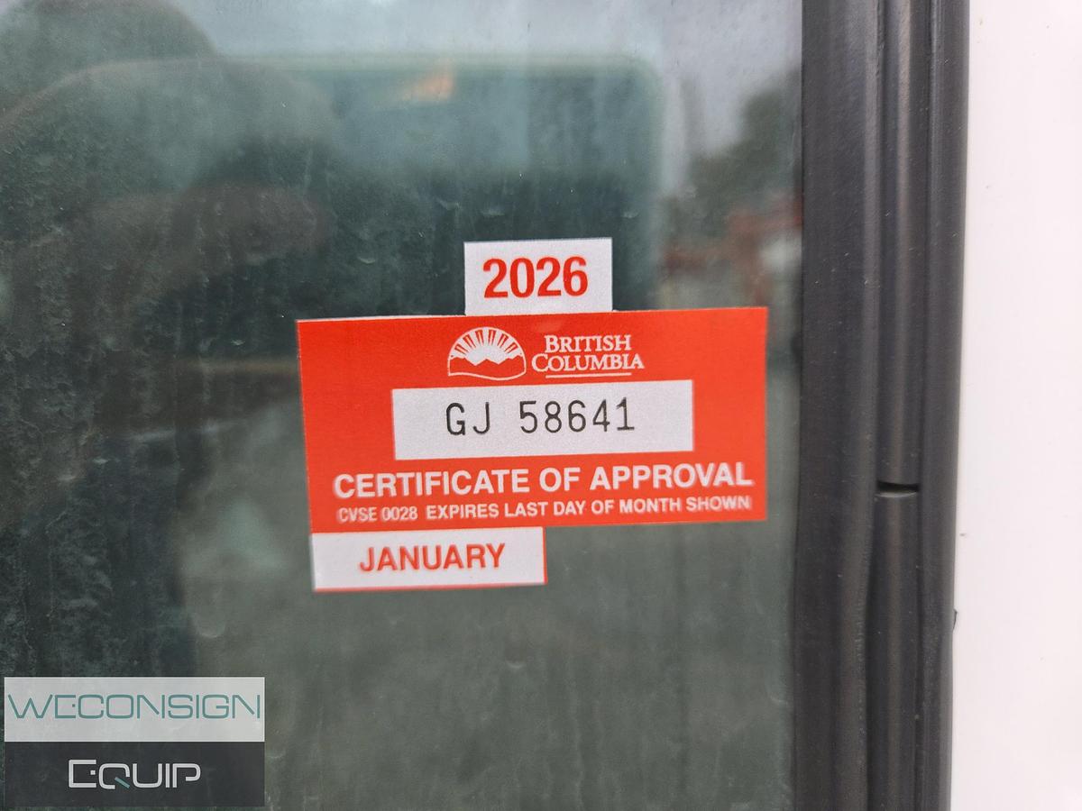 Used 2008 Kenworth T800 Tri Drive Stone Slinger