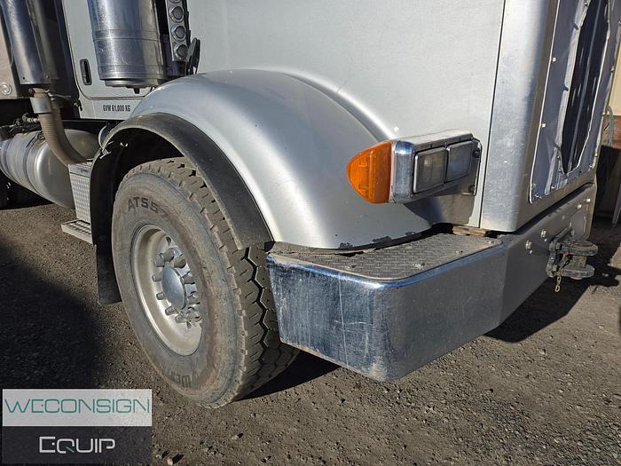 Used 2009 Peterbilt 367 TA Dump Truck