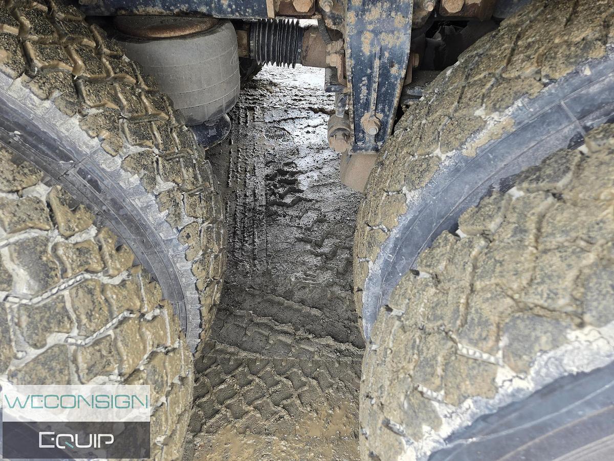 Used 2020 Peterbilt 567 Tri Drive Hydro Excavator