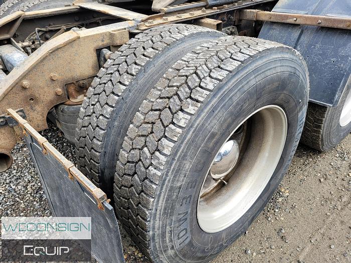 Used 2020 Kenworth T800 Heavy Haul Truck Tractor