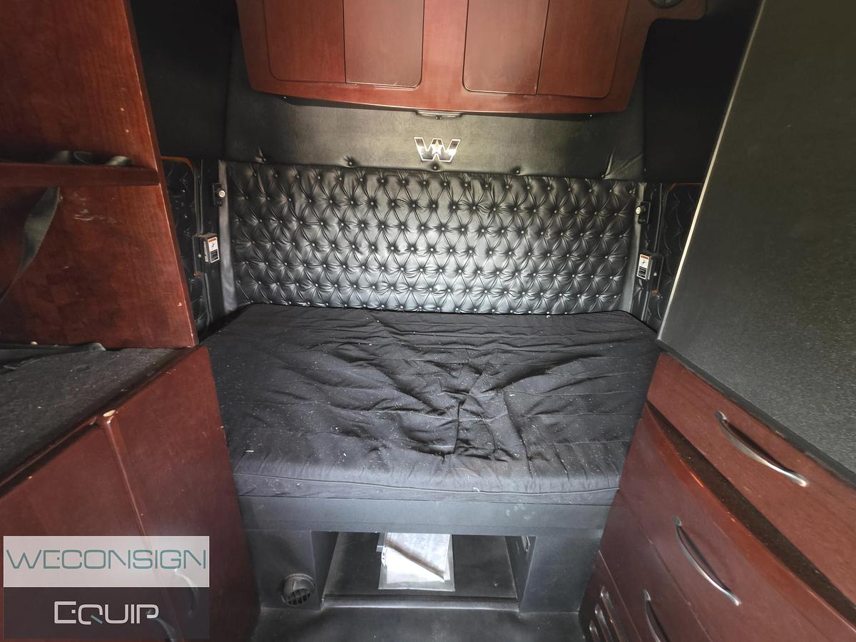Used 2023 Western Star 4900EX Sleeper Truck Tractor