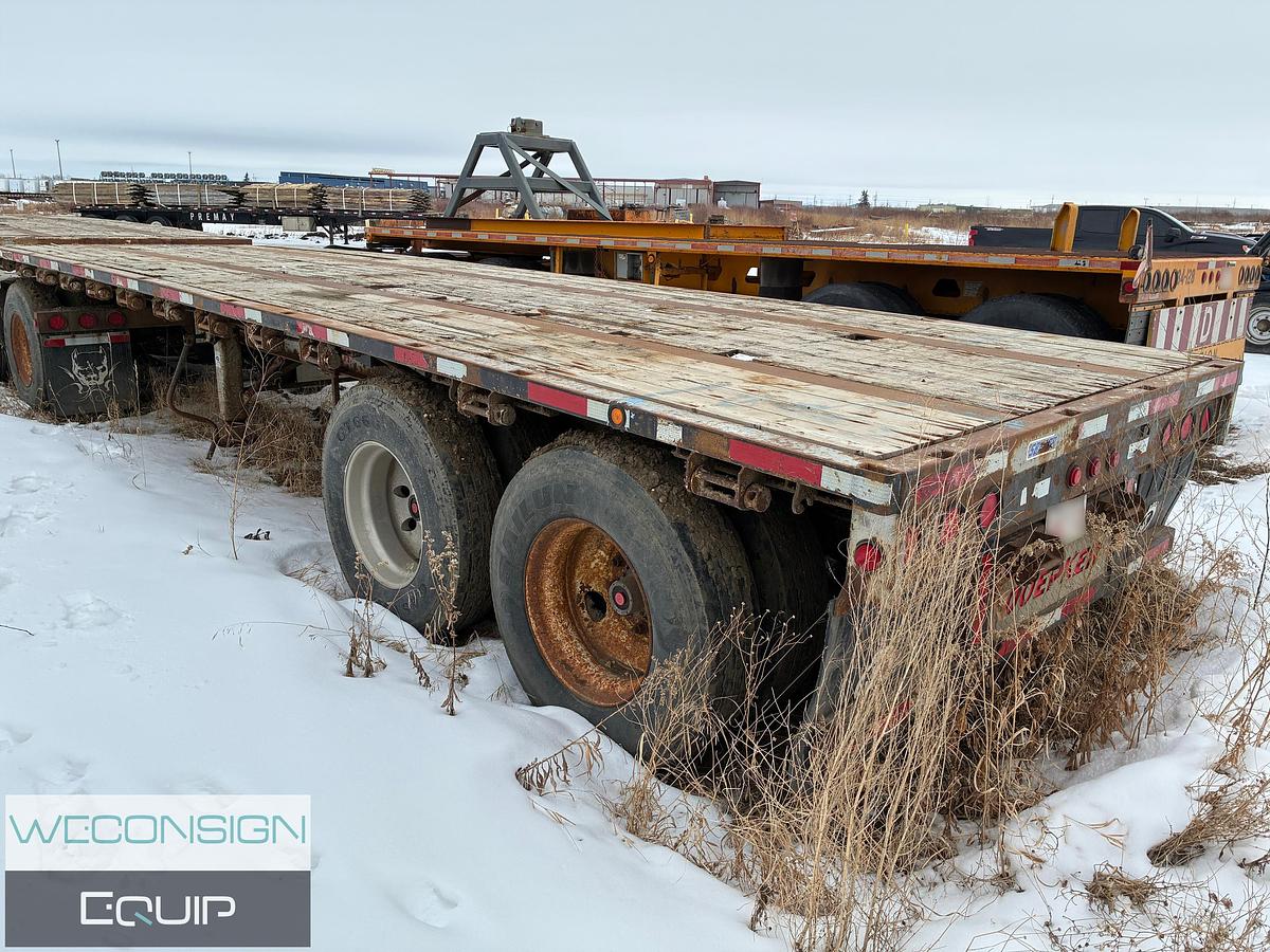 Used 2004 Doepker Super B Flat Deck 32x28