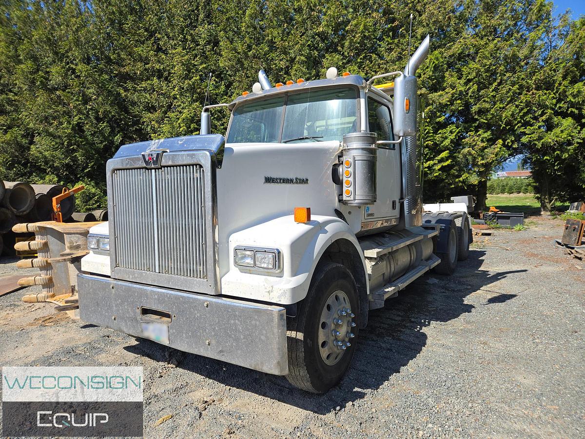Used 2013 Western Star 4900
