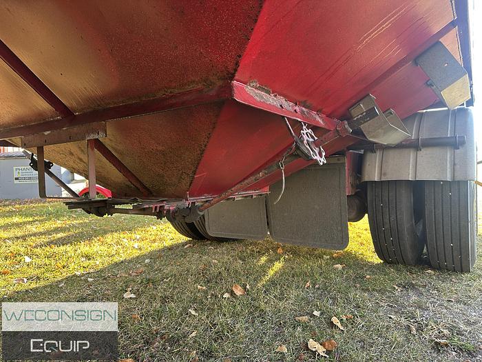 Used 2012 Doepker Super B Grain