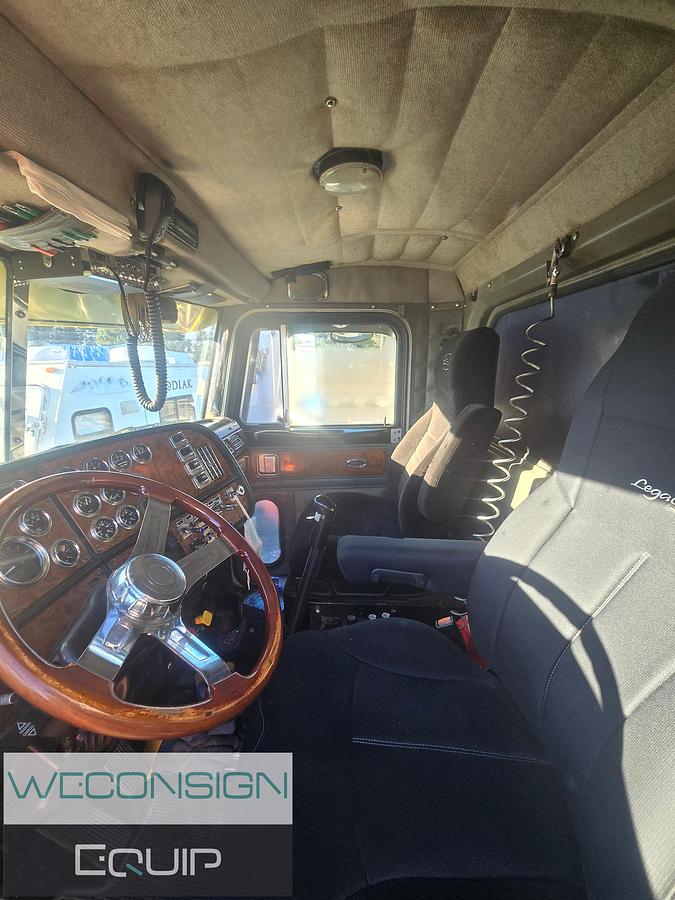 Used 2002 Peterbilt 378 Dump Truck