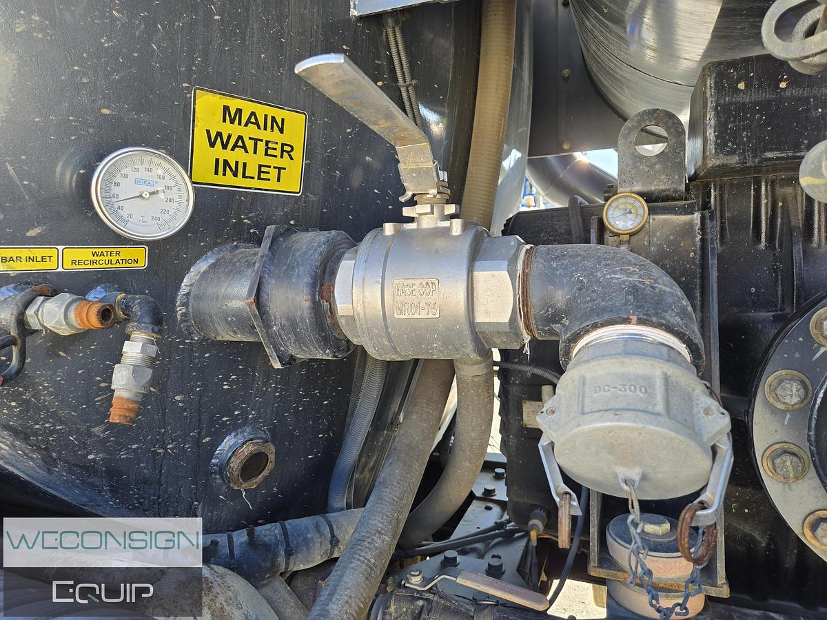 Used 2015 CAT Hydro Excavator