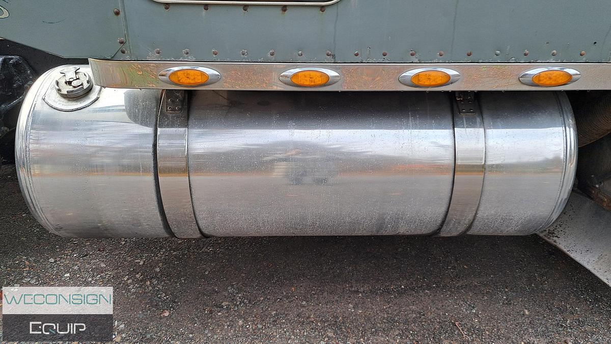 Used 2005 Peterbilt 379