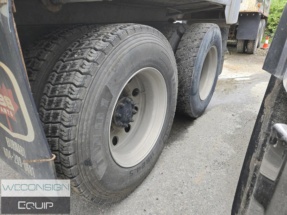 Used 2006 Sterling L9500 TA BC Spec Dump Truck