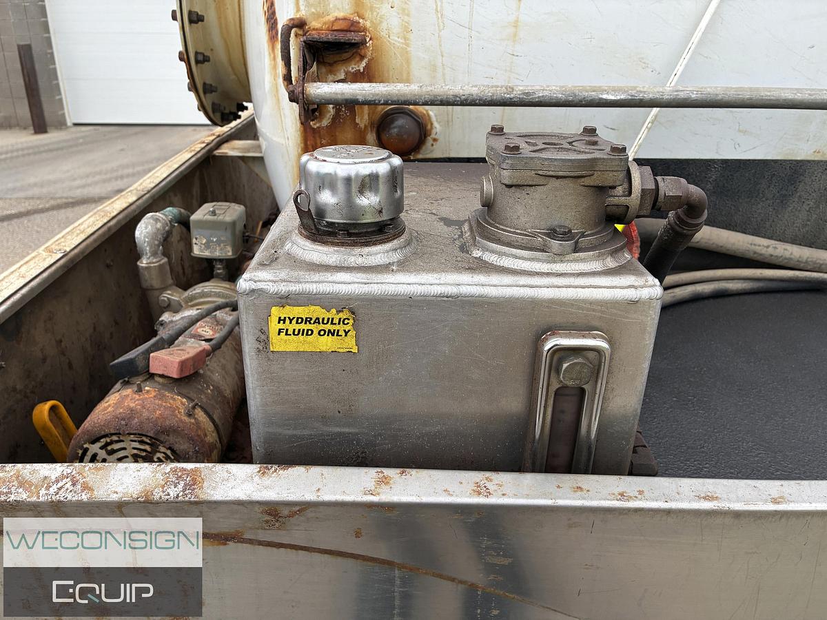 Used 2013 Ford F550 Vacuum Truck