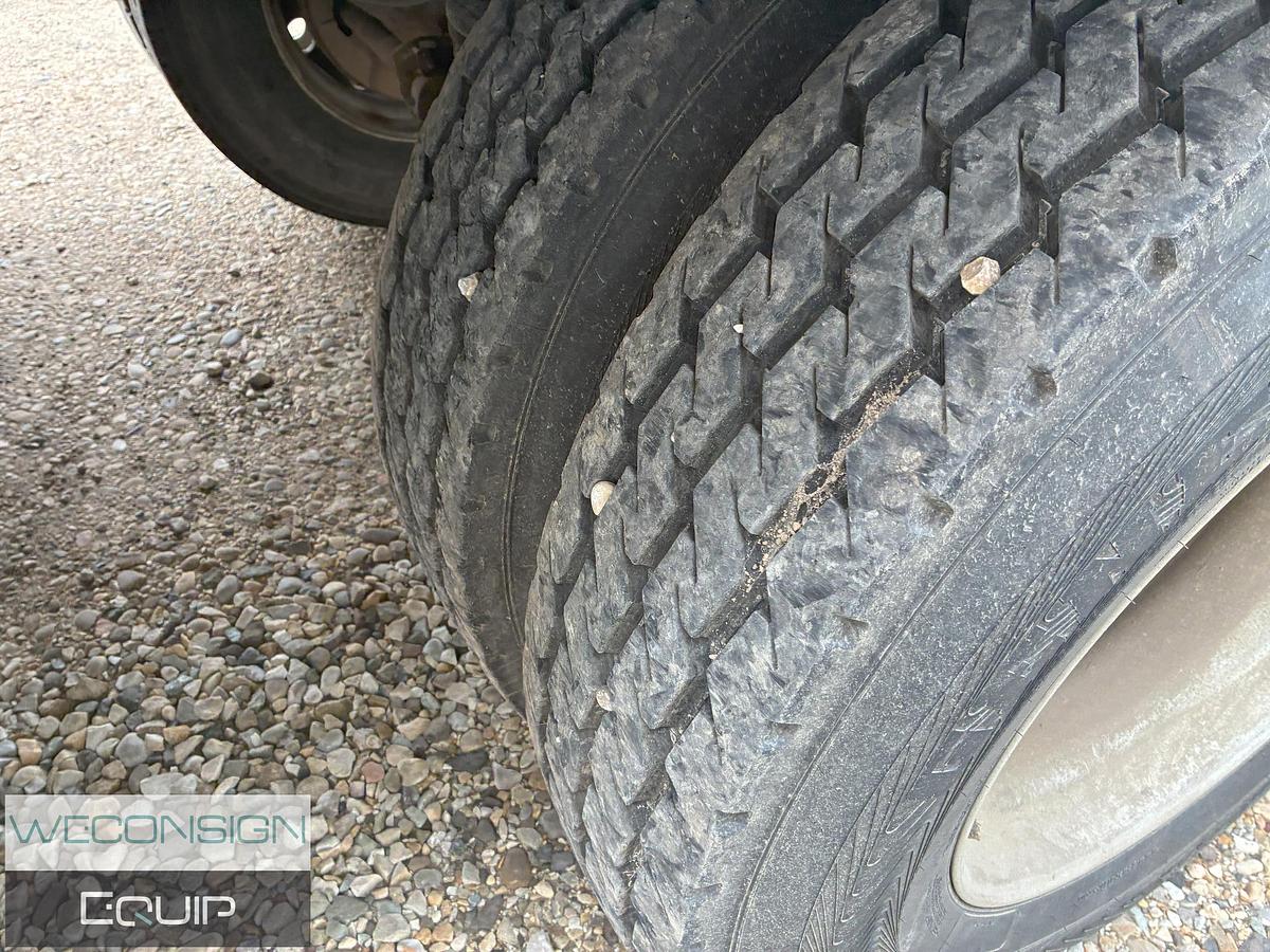 Used 2010 Kenworth SMV01