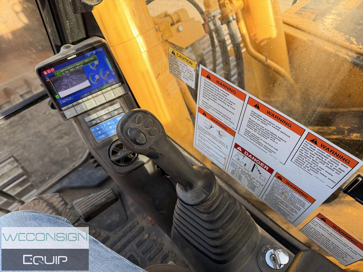 Used 2018 Komatsu PC490LCI-11