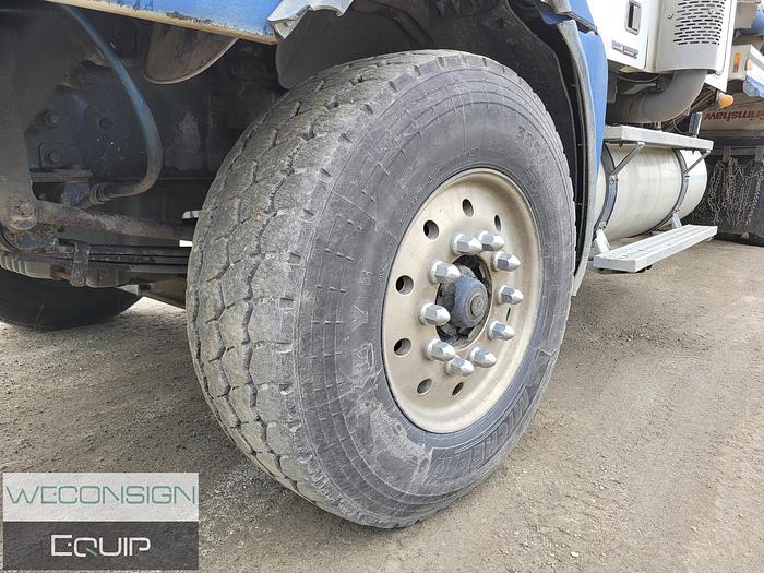 Used 2007 Freightliner Columbia Water/Tank