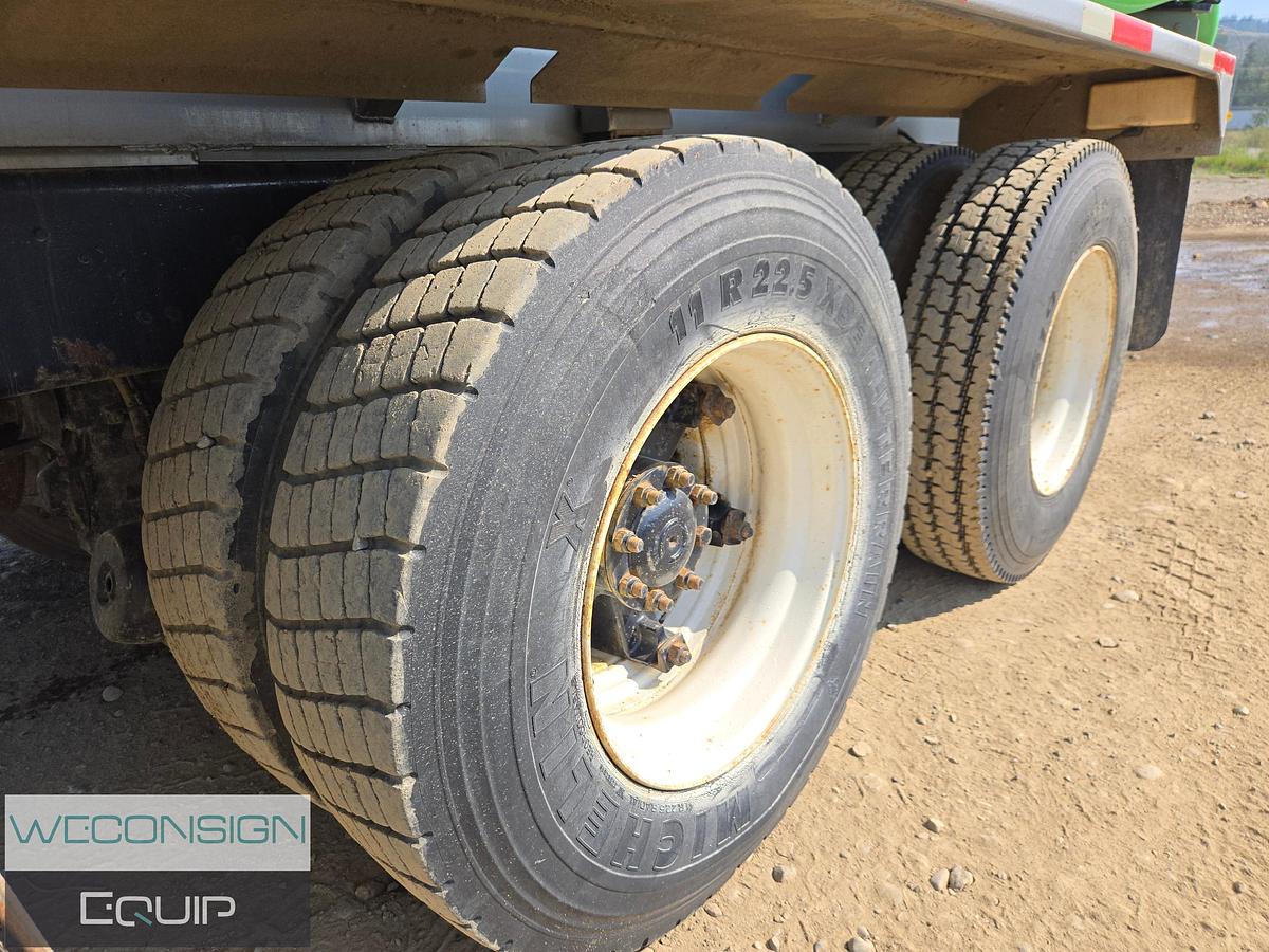 Used 1997 International 4,000 Gallon Water Truck