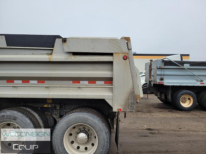 Used 2018 Kenworth T880 Dump/Gravel