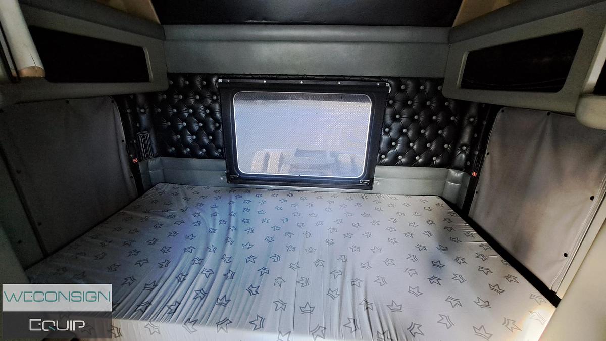 Used 2001 Kenworth W900B