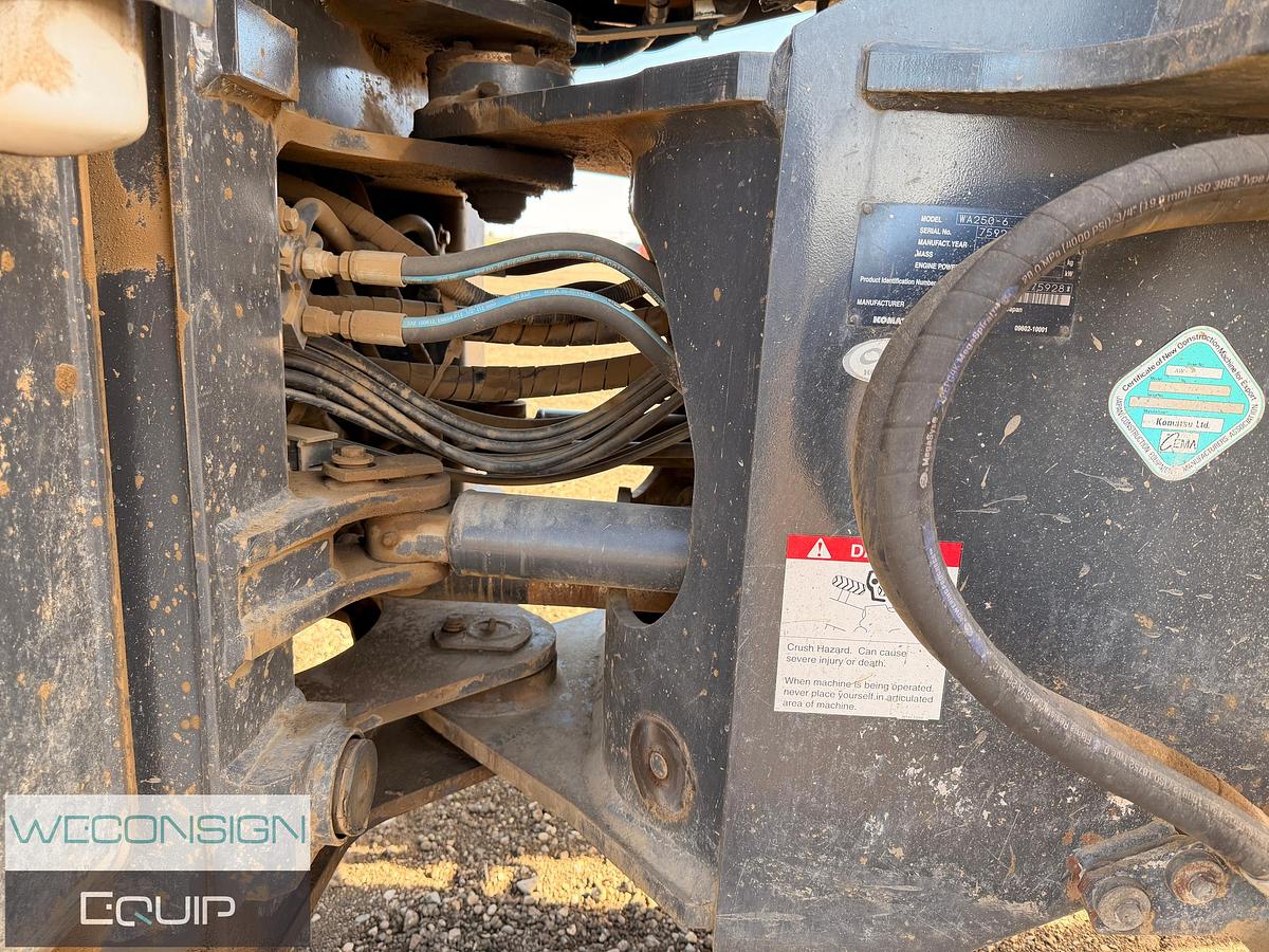 Used GTL-010 2015 Komatsu WA250-6 Wheel Loader