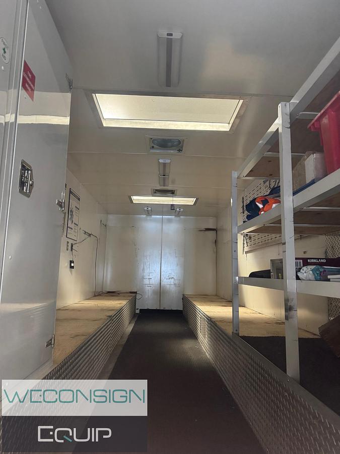 Used 2015 Kenworth T370 Van Truck