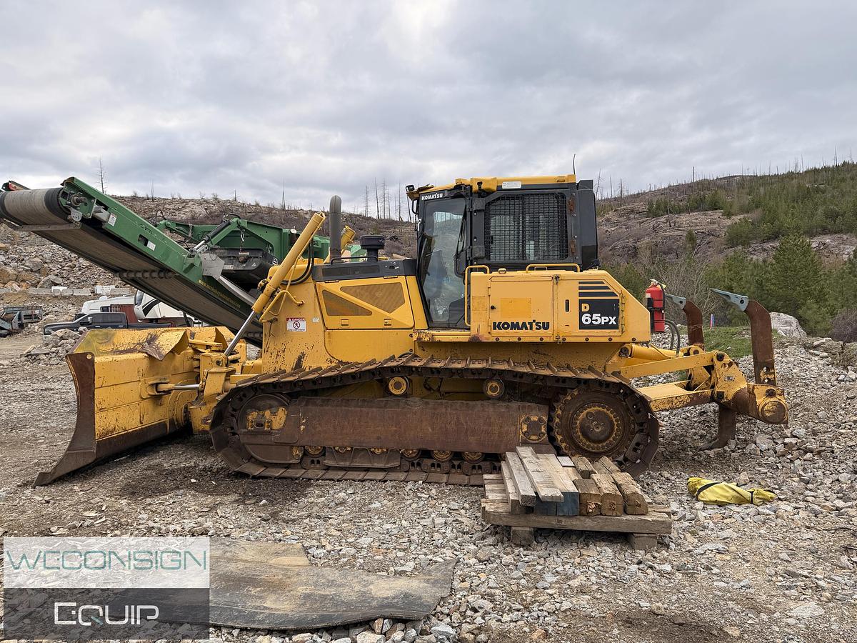 Used 2014 Komatsu D65i Dozer