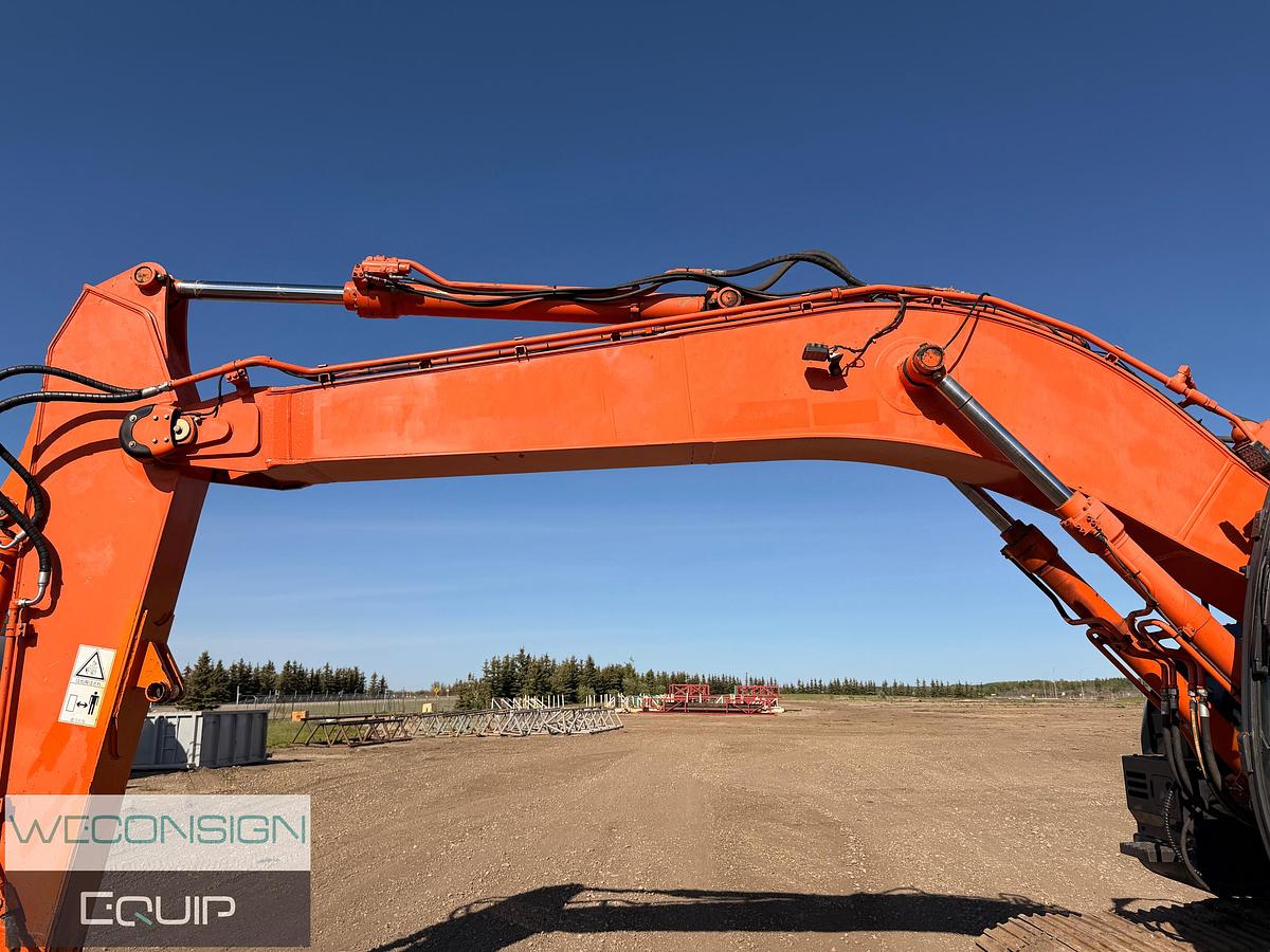 Used GTH-26 2015 Hitachi 245US LC Excavator