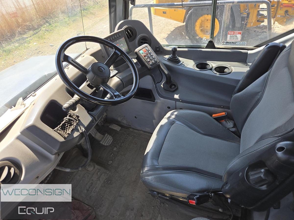 Used 2021 John Deere 310E