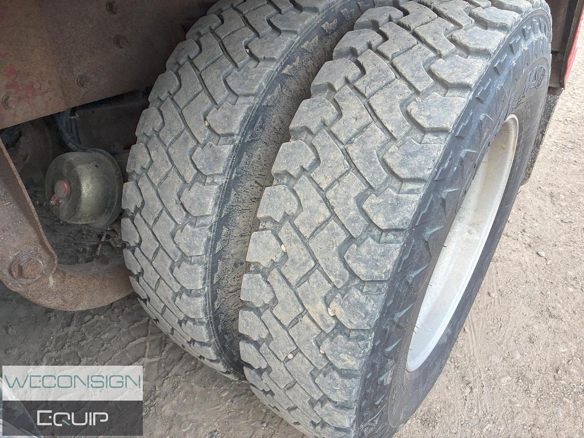 Used 2010 Kenworth T800 Tri Drive Combo Vac