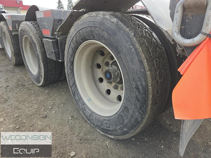 Used 2012 K-Line 8/10 Axle 60T HRGN Combo