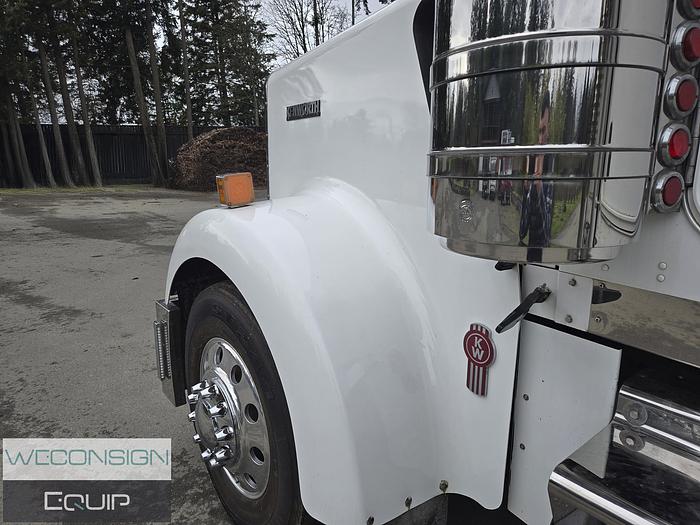 Used 2012 Kenworth W900L Heavy Haul Sleeper Tractor