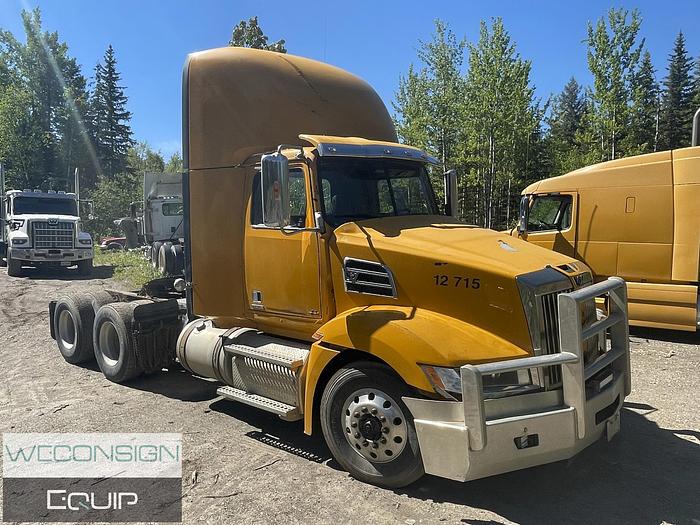 Used 2019 Western Star 5700XE DC Day Cab Truck Tractor
