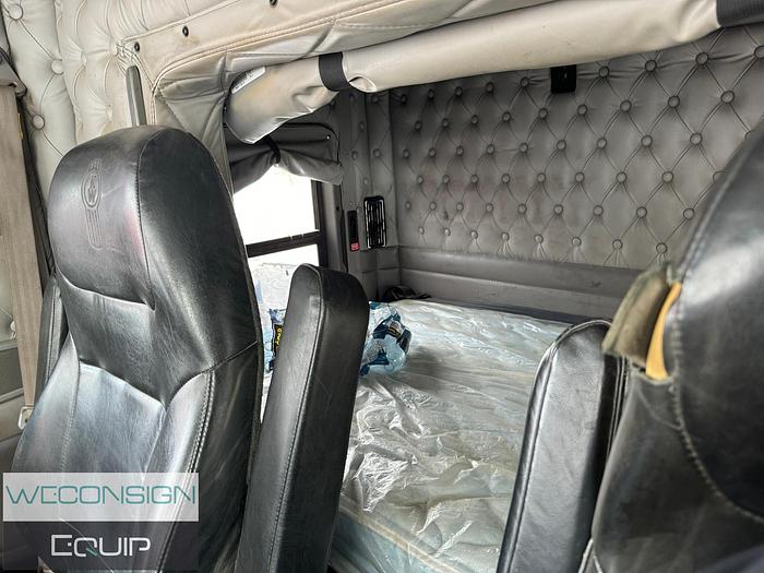 Used 2013 Kenworth  C500 Boom/Crane Truck