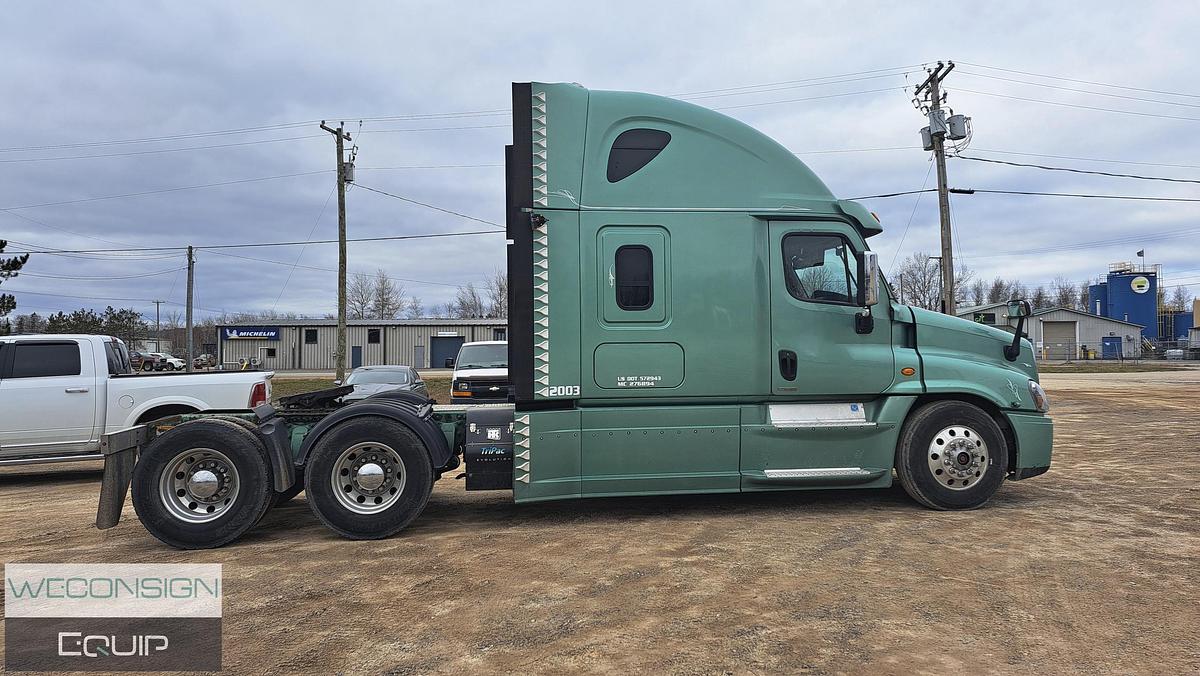 Used 2016 Freightliner Cascadia 125 Evolution Sleeper Truck Tractor