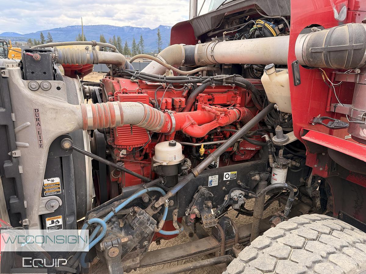 Used 2009 Kenworth T800 Winch Truck
