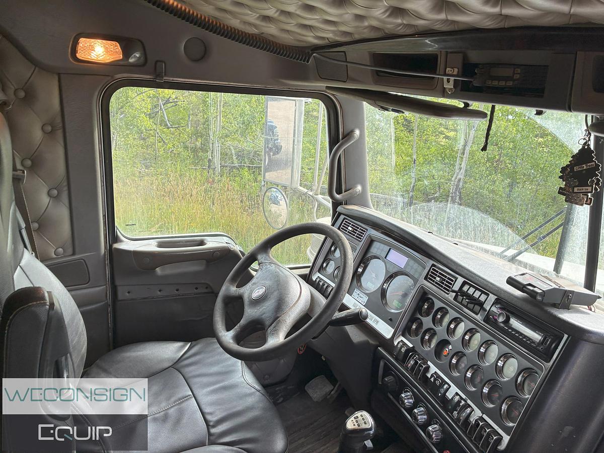 Used 2010 Kenworth T800 Tri Drive Combo Vac