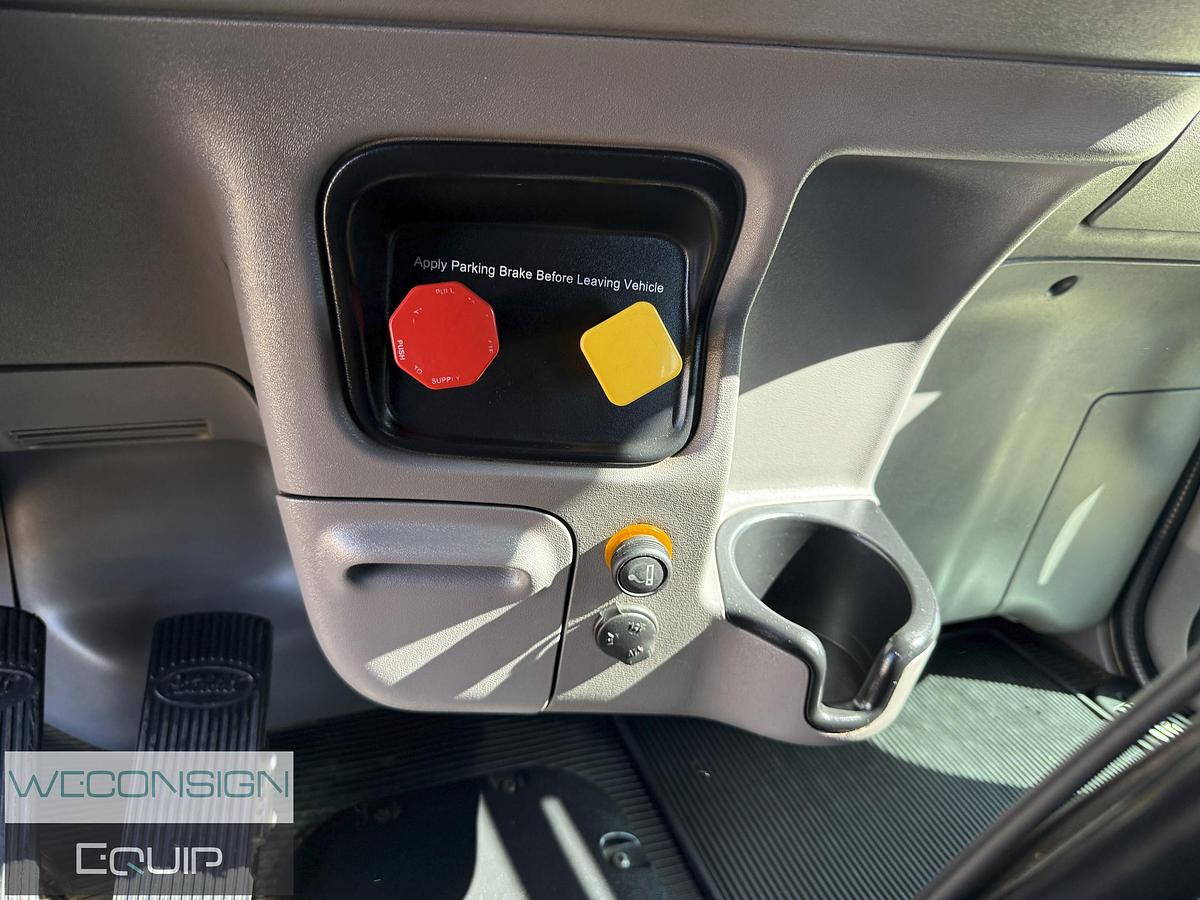 Used 2018 Peterbilt 567