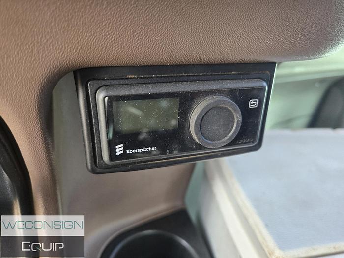 Used 2013 Peterbilt 367 Sleeper Winch Truck