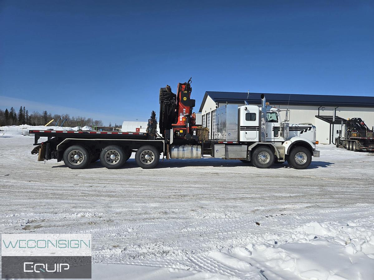 Used 2014 Peterbilt 367 Tan Tri 30 Ton Knuckle Boom Truck