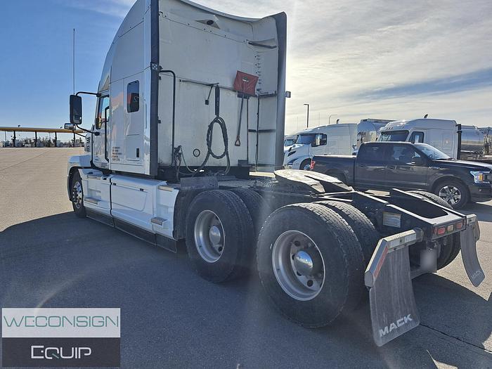 Used 2024 Mack  Anthem Hwy Tractor