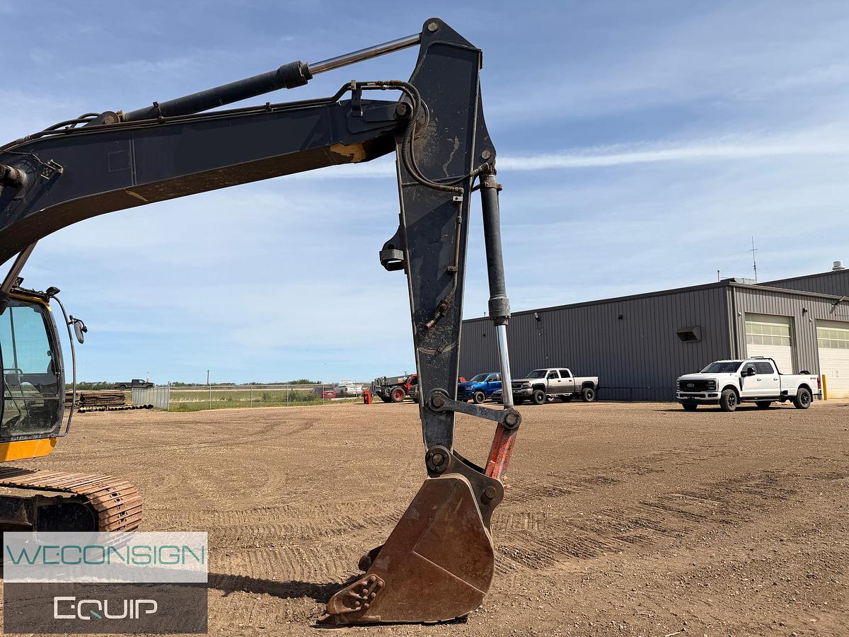 Used 2017 John Deere 210G LC Excavator