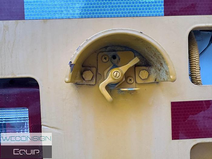 Used 2002 Broderson IC-80-3F