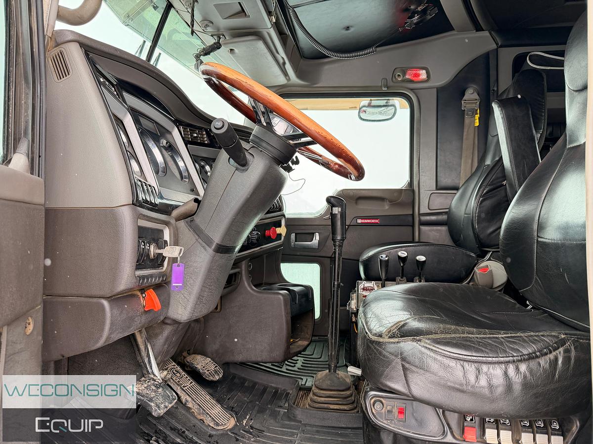 Used 2011 Kenworth T800 Tri Drive Texas Bed Truck